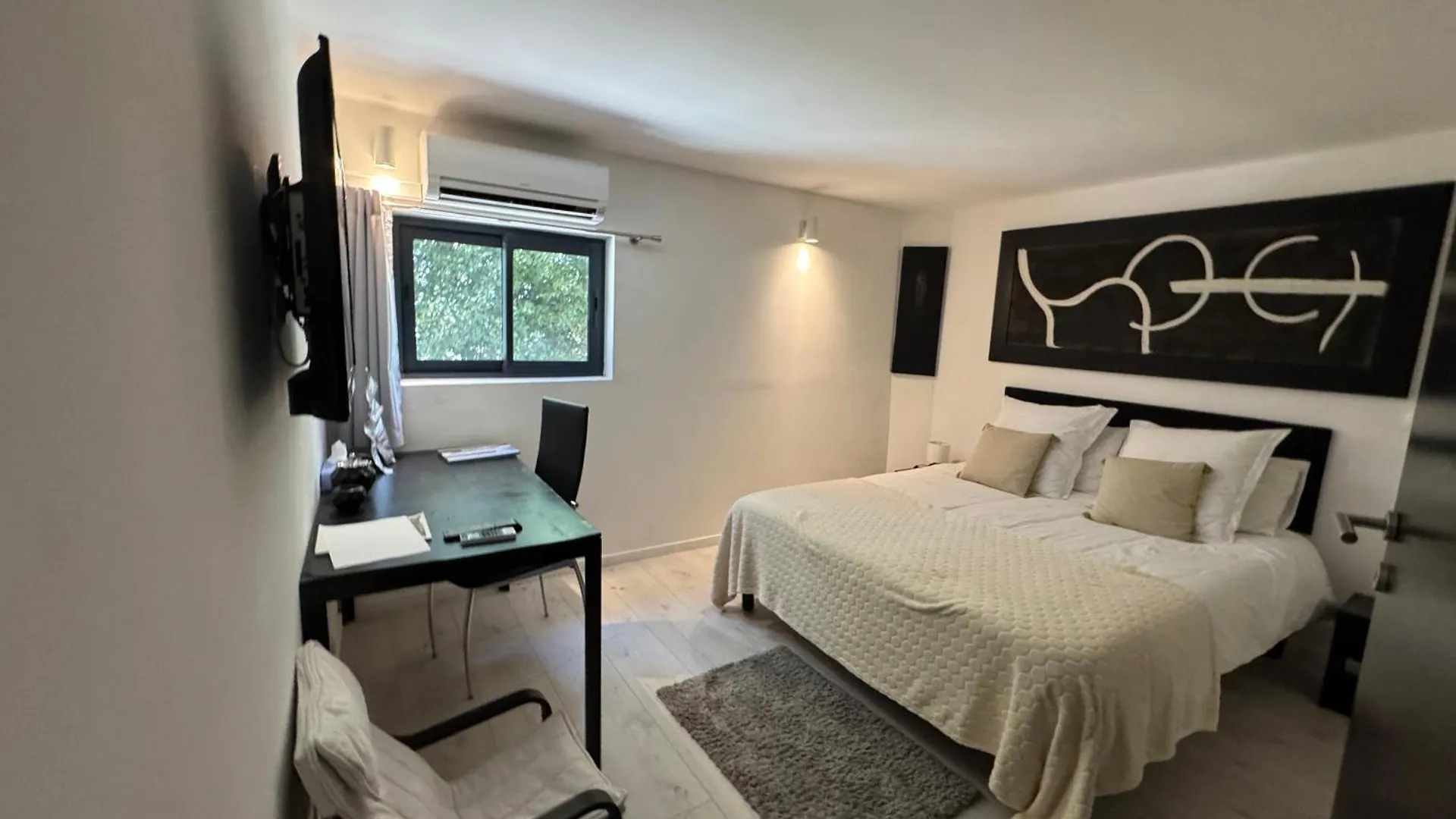 9M Of Center, Cannes High Luxe Villa Mila 6Bdrooms Heated Pool Sauna Cinema Fitness Валлорис 0*,  Франция