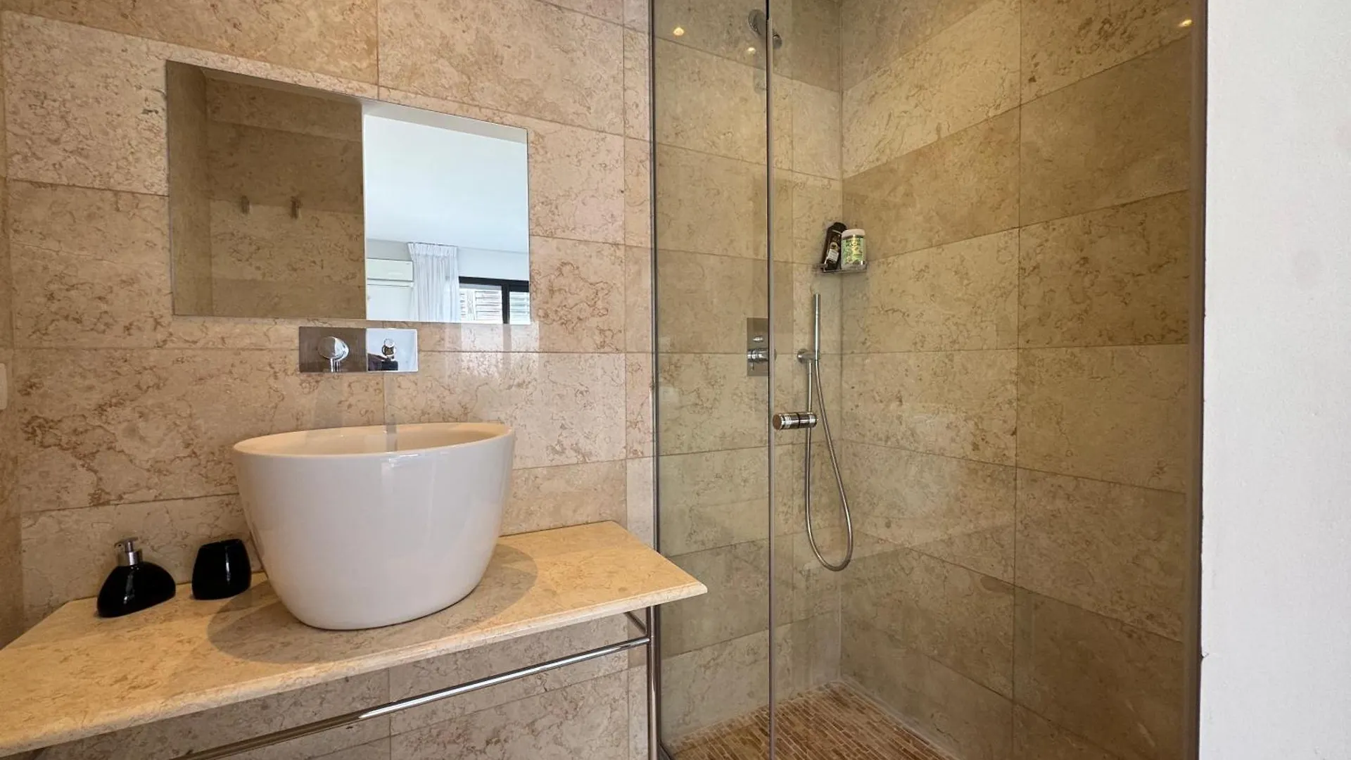 9M Of Center, Cannes High Luxe Villa Mila 6Bdrooms Heated Pool Sauna Cinema Fitness Валлорис
